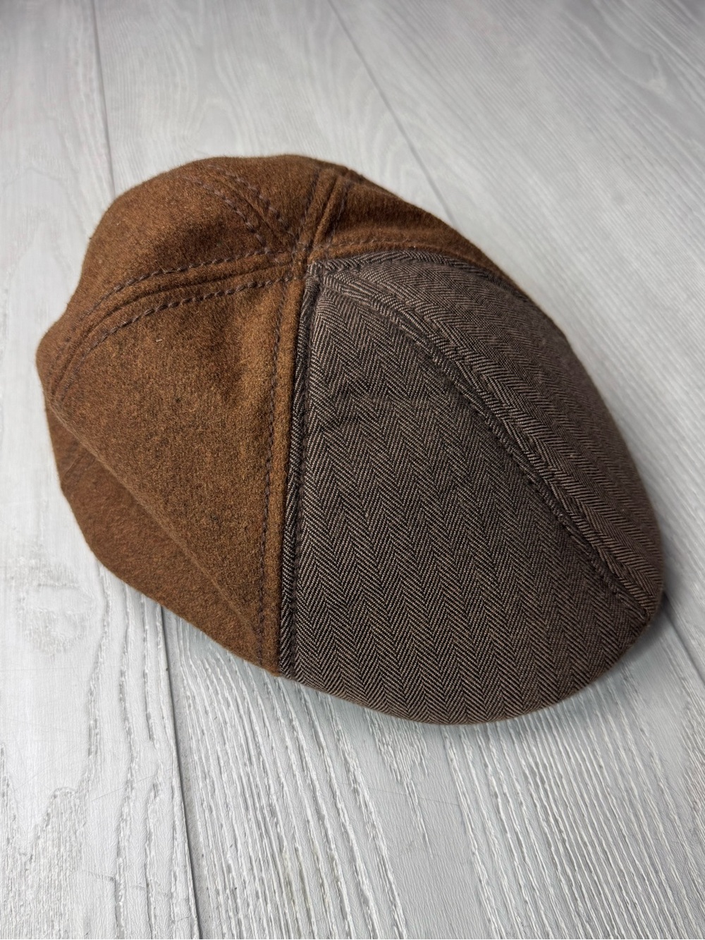Solaris wool blend newsboy cap, herringbone flat cap, golf caddy. Sz S/M